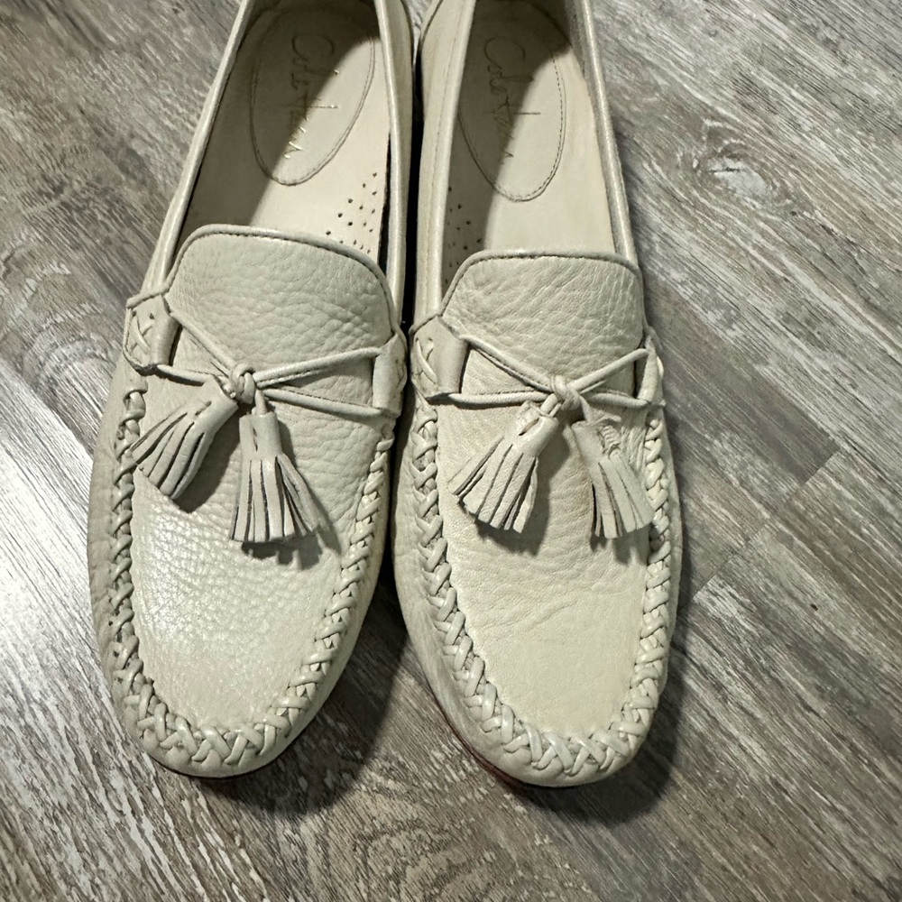 NIB Cole Haan Leather Cream Moccasins with Tassels